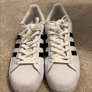 Adidas Superstars only worn once